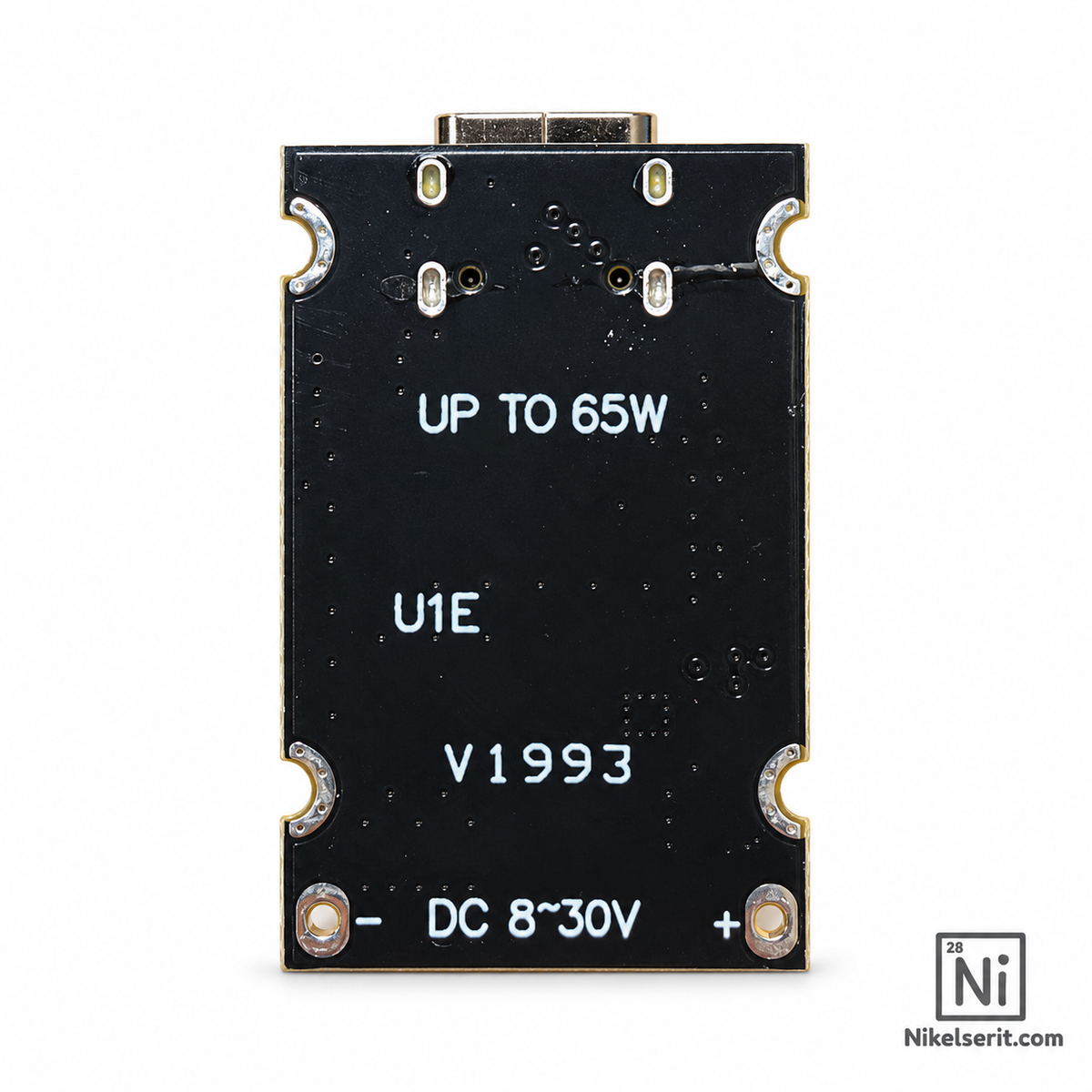 65W USB-C şarj modülü arka yüz ve 8–30V DC giriş bilgisi